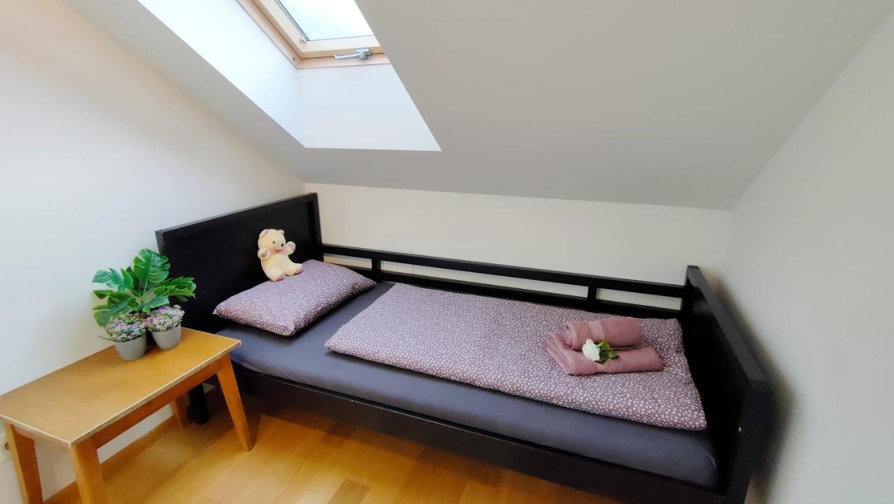 Apartmaji Dora موجسترانا المظهر الخارجي الصورة
